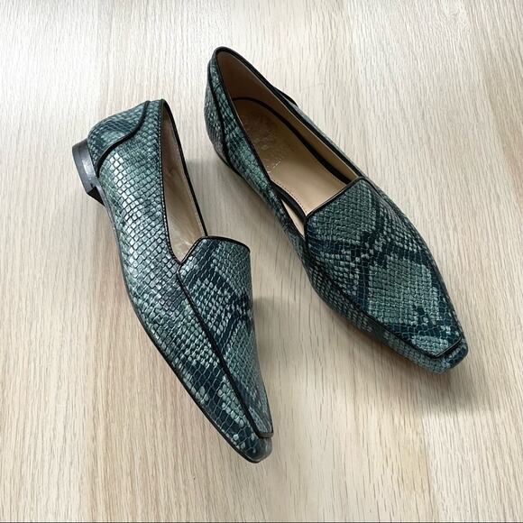 Vince Camuto Kallassa Bluestone Snake Print Leather Loafer size 5.5M shoes - Picture 4 of 10